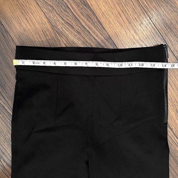 Le Chateau Women's Black Stretch Pants - Picture 7 of 10